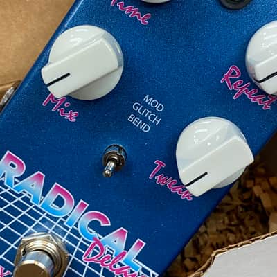 Alexander Pedals Radical 3 mod Digital Delay 2010s - Graphic image 1