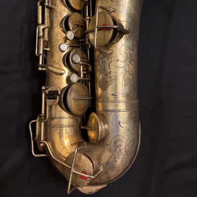 1927 Elkhart Band Instruments Co. (Martin) Tenor Saxophone Gold Plated w/ Deluxe Engraving image 3