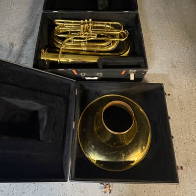 King  2340 4/4 Tuba with a Detachable bell and Case image 11