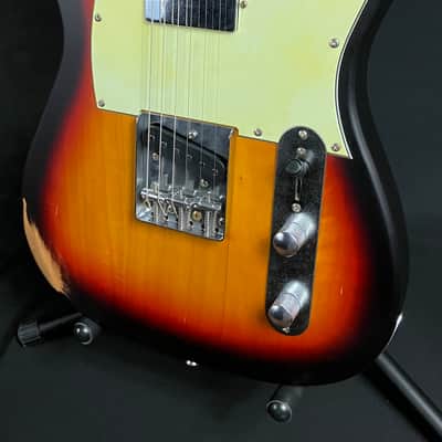 JET Guitars JT-350-RLC Relic Tele-Style Electric Guitar 3-Tone Sunburst image 4
