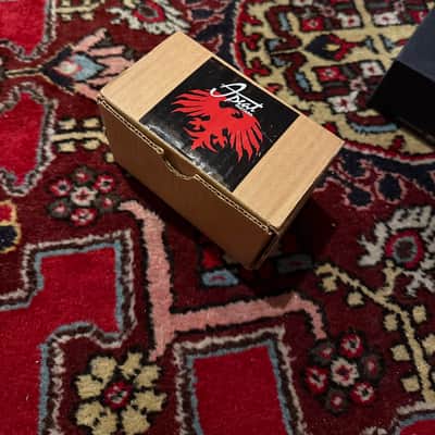 AJ Peat Bat Cave Analog Delay 2010s - Black/Yellow image 1