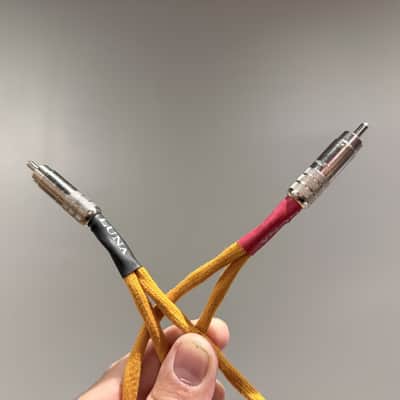 Luna Orange RCA Y-Splitter Interconnects (Stereo Pair) – Male to Dual Male image 3