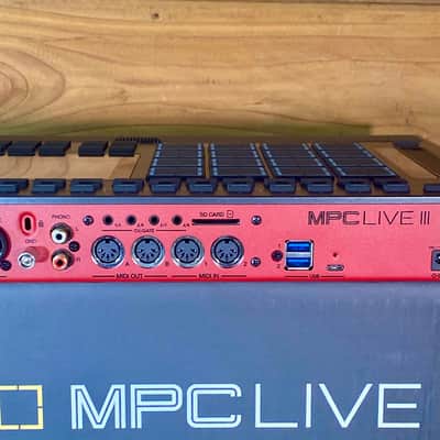 Akai MPC Live III Standalone Music Production Center image 8