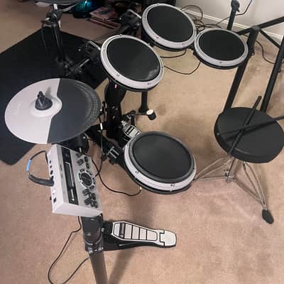 Donner DED-200X Electronic Drum Set, Electric Drum Kit with Quiet Mesh Drum Pads, 2 Cymbals w/Choke, 31 Kits and 450+ Sounds, Throne, Headphones, Sticks, USB MIDI, Melodics Lessons (5 Pads, 4 Cymbals) image 3