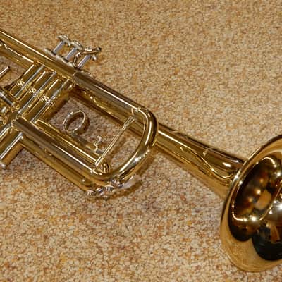 Bach TR200 Series Bb Trumpet Lacquered Brass image 18