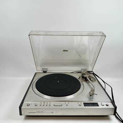 Pioneer PL-630 Quartz-PLL Full Automatic Turntable