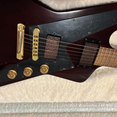 Gibson 2008 GOTM Reverse Explorer 2008 - Antique Walnut - REDUCED image 9