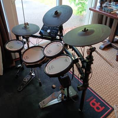 Roland TD-25K V-Drum Kit with Mesh Pads 2015 + Add-ons
