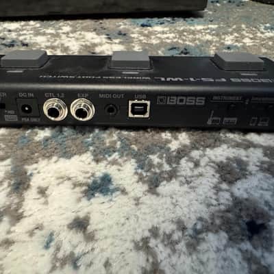 Boss Katana-Air 30-Watt 2x3" Wireless Guitar Combo 2018 - Present - Black WITH Boss FS-1-WL Wireless Footswitch image 4