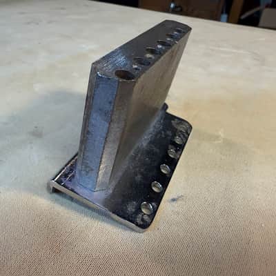 Fender Stratocaster block and bridge plate 1968 - Chrome image 9