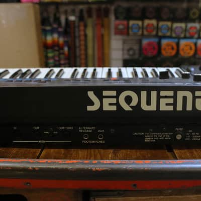 Sequential Prophet VS 61-Key 8-Voice Polyphonic Synthesizer 1986 - 1987 - Black image 6