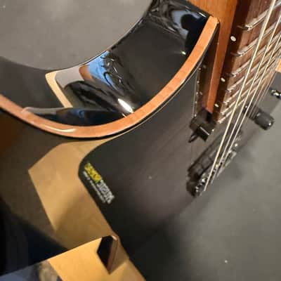 Kiesel Theos 2021 image 5