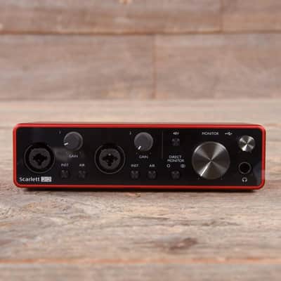 Focusrite Scarlett 2i2 3rd Gen USB Audio Interface 2019 - Present - Red / Black image 2