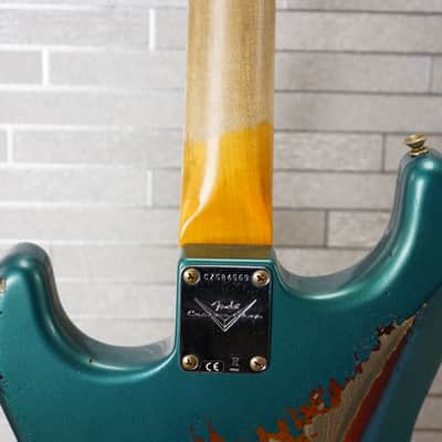 Fender Custom Shop 2025 61' Stratocaster Heavy Relic - Aged Ocean Turqouise over 3-Color Sunburst image 10
