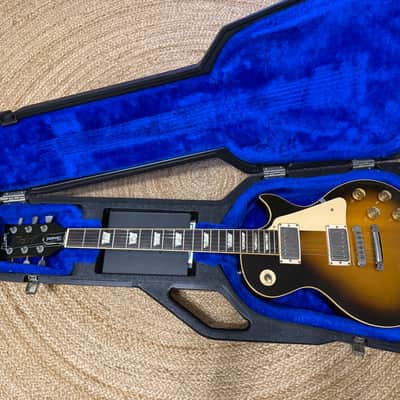 RARE 2-piece top Gibson Les Paul Standard 1981 Tobacco Sunburst with Tim Shaw & Chainsaw case image 13