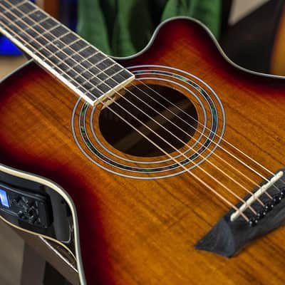 Washburn EA55G-A Festival Series Cutaway Mini Jumbo Acoustic/Electric Guitar. Koa Burst image 9
