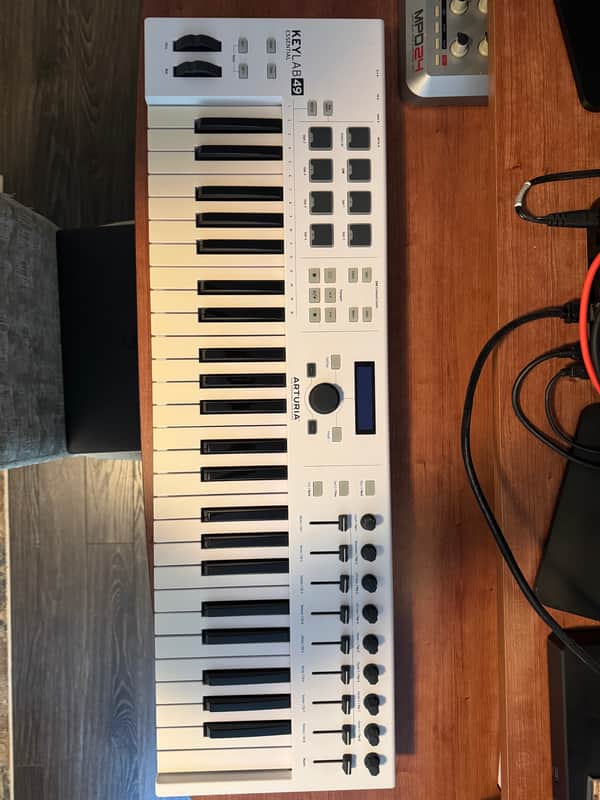 Arturia KeyLab Essential 49 MIDI Controller