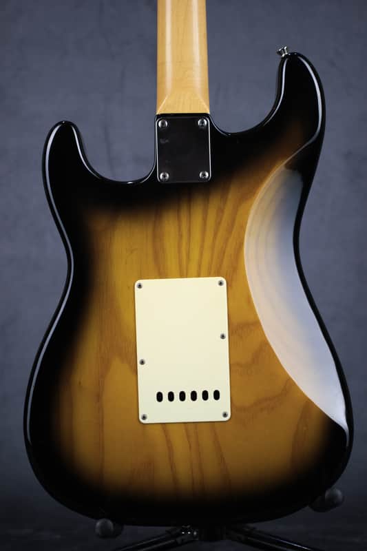 Chandler San Francisco Stratocaster Reissue 57 1999 2 tone