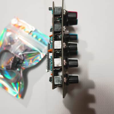 Grids - Mutable Instrument | Algorithmic Trigger Generator (THT Clone) | 16HP Eurorack DIY - Unique Panel image 5