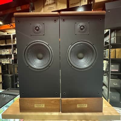 Advent Legacy III Vintage 2-way Bass Reflex Floor Speakers 200 Watts image 3