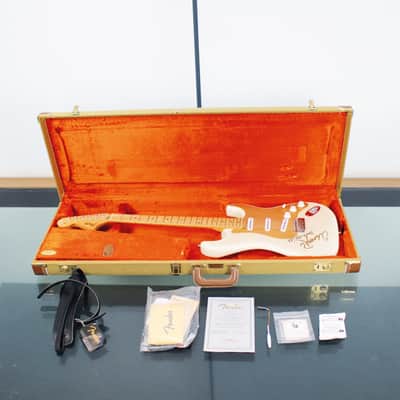 Fender Stratocaster Prototype signed by Michiya Haruhata - One of a kind image 7