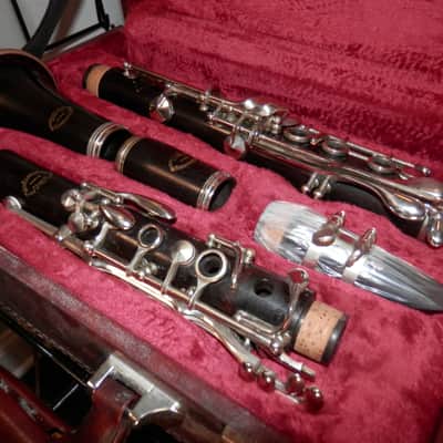 Evette & Schaeffer Buffet Crampon Paris Made in France Wooden Clarinet with case used Serviced for Sale image 3