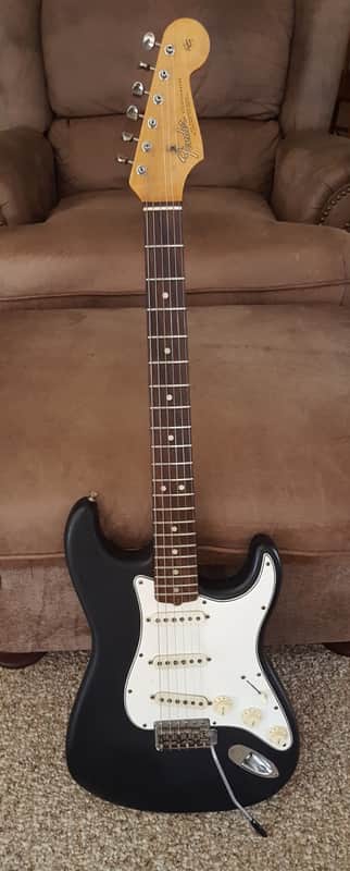 Fender 1965 Black Stratocaster Refin image 1