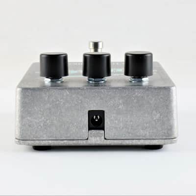 ELECTRO HARMONIX STEREO PULSAR image 4
