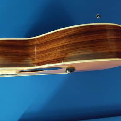Martin OMC AURA 2005 - Polyurethane image 8