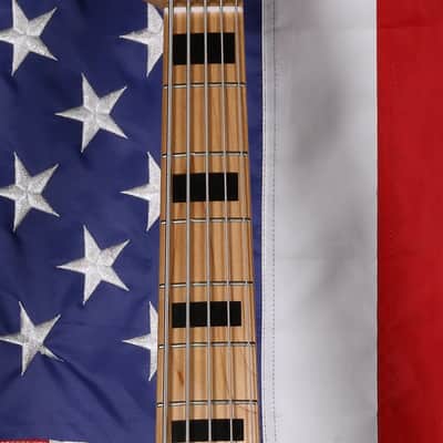 Squier Affinity Active Jazz Bass V - Black image 3