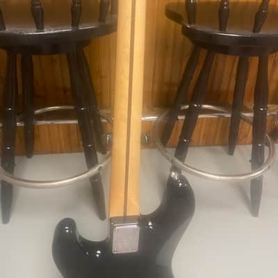 Fender Squier Precision Bass - Black image 6