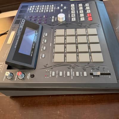 Akai MPC3000LE MIDI Production Center 1999 - 2001 - Black image 10