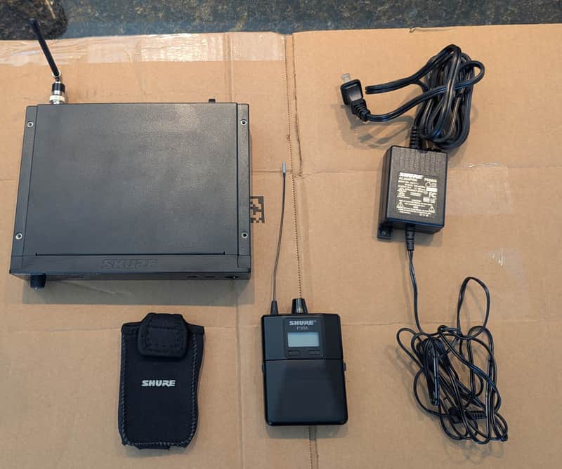 Shure PSM 300 In-Ear Monitoring System (P3T and P3RA) H20 Band 2019 - Black image 1