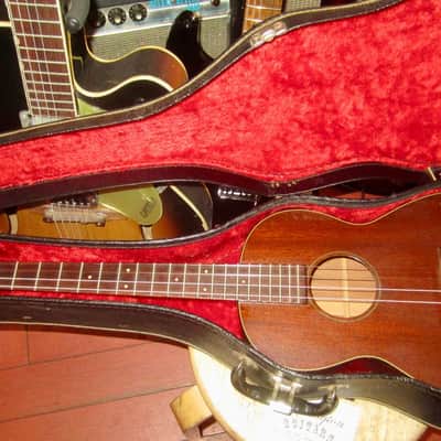 1960 Martin Baritone Ukulele Style 51 Natural image 11