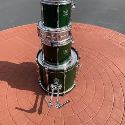 Pearl Export Series Green Drum Kit -22” Kick, 12", 13", 14" Tom 14” Snare image 2