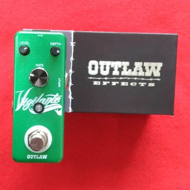 Outlaw Effects Vigilante Chorus 2015 image 1