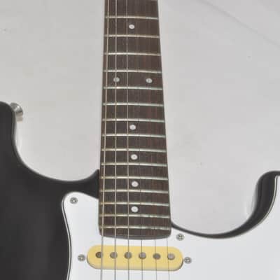 Fender Japan Stratocaster, MADE IN JAPAN, E533747 Electric Guitar Ref. No 6751 image 7