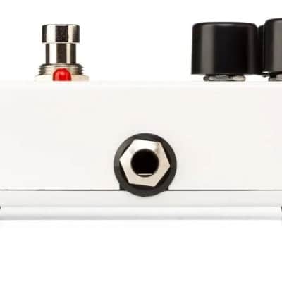 Electro-Harmonix J Mascis Signature Ram’s Head Big Muff Pi 2022 - White / Violet image 3