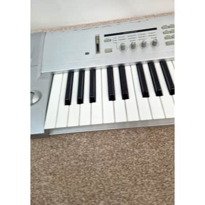 Korg Triton Le 73 (+ sampling board) - Synthesizer Keyboards - Good w/ Power Supply image 7