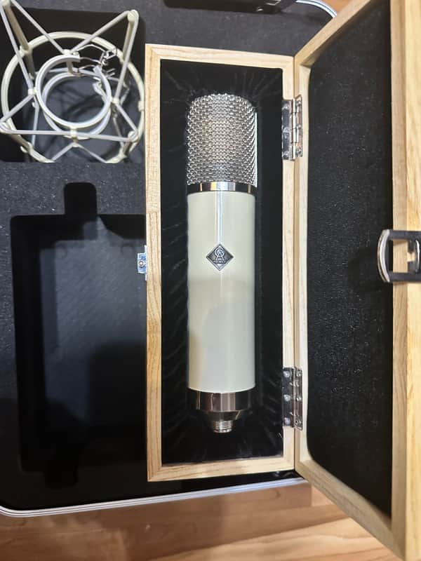 Golden Age Premier GA-251 MKII Large Diaphragm Switchable-Pattern Tube Condenser Microphone 2021 - Mint Green image 1