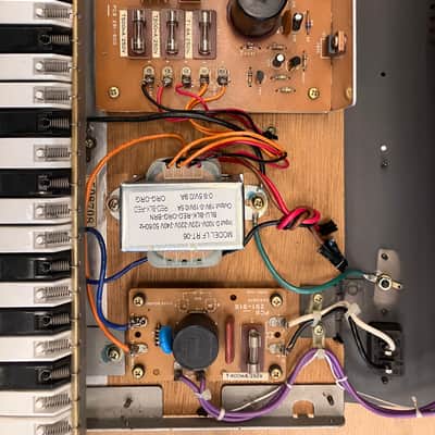 Roland Juno-106 image 9