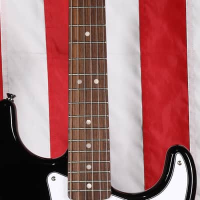 Squier Affinity Stratocaster Pack with Mustang Micro Amp - Black image 5