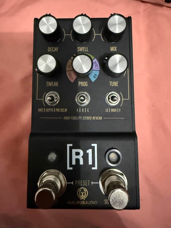 Walrus Audio Mako R1 High-Fidelity Stereo Reverb 2021 - 2024 - Black image 1