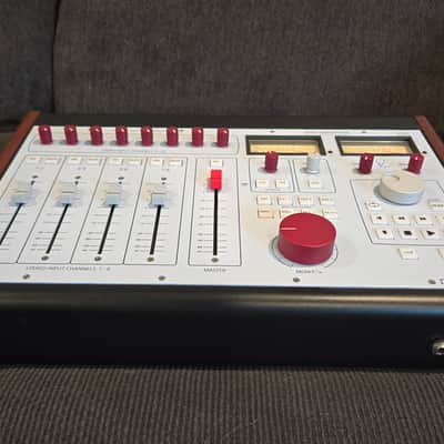 Rupert Neve Designs 5060 Centerpiece 24 x 2 Desktop Mixer 2013 - Present - White image 2