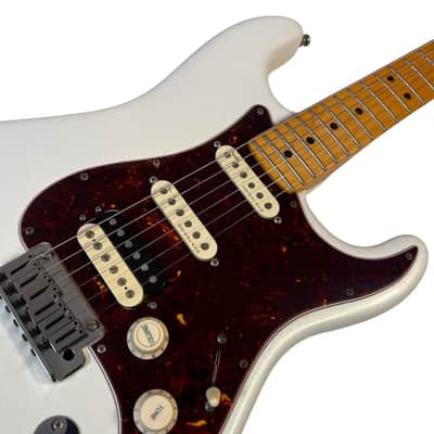 2019 Fender American Ultra Stratocaster - Arctic Pearl image 8