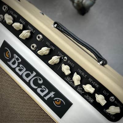 Used Bad Cat Black Cat 30R Handwired 2x12 Combo w/Road Case image 3