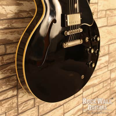 Schwarz Cardinal  2022 - Black image 10