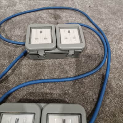 Blue CEE Industrial Plug to 5× Dual UK Socket Distribution Lead - Rugged Industrial Design - Good image 5