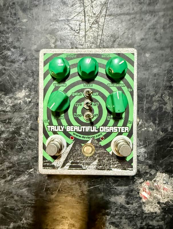 Devi Ever : FX Truly Beautiful Disaster | Reverb