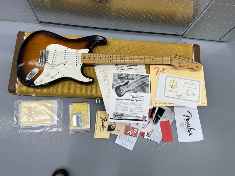 RARE! Fender American Vintage AVRI '54 Stratocaster Limited edition of 1954 COA 2014 Burst USA Case Candy Papers_234 image 1